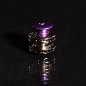 Loxx Knopf mit farbigem Oberteil violett
